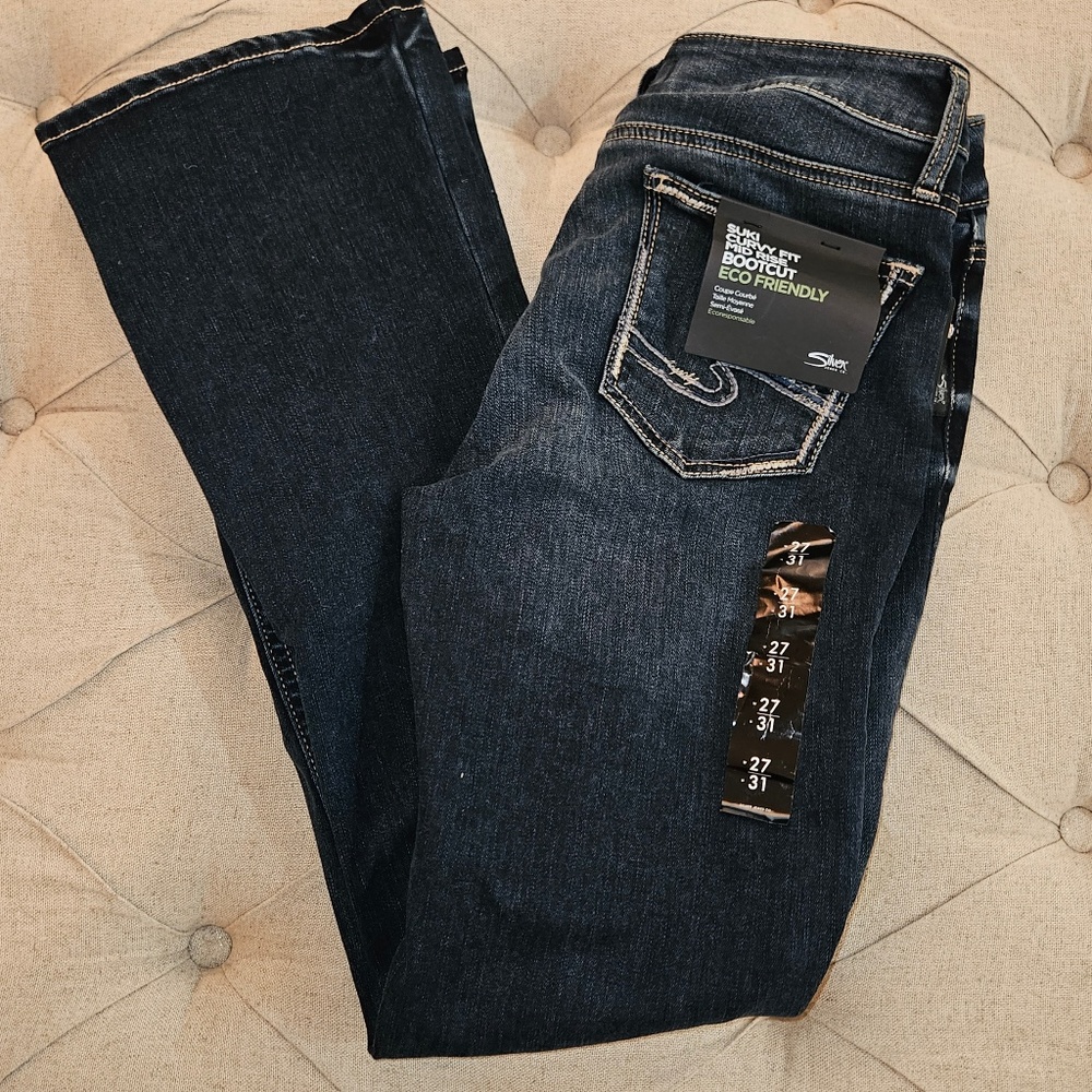 NWT Womens Silver Jeans.